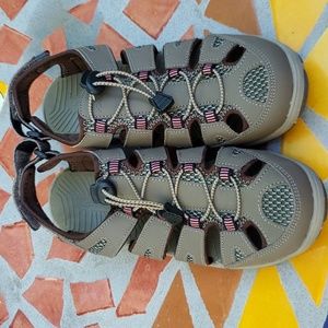 Eddie Bauer Water/Hiking Shoe
